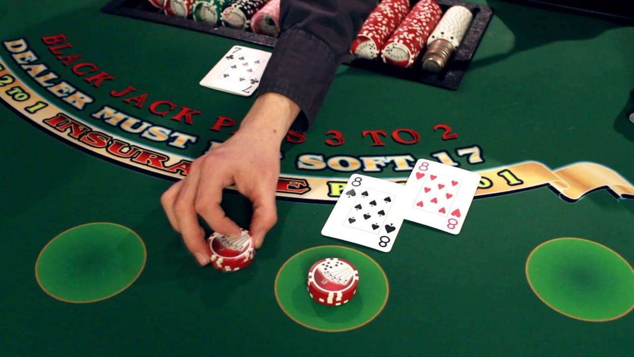 what happens in 12bet blackjack push